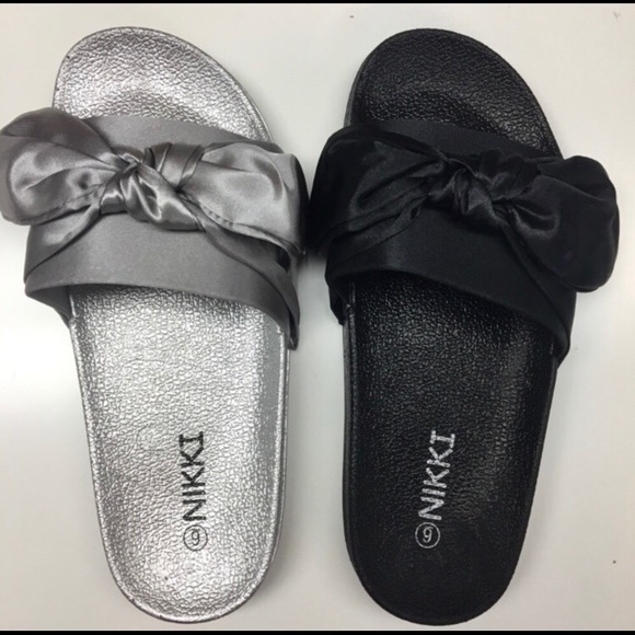 Nikki bow slides. Only one left!! - Picture 5 of 6